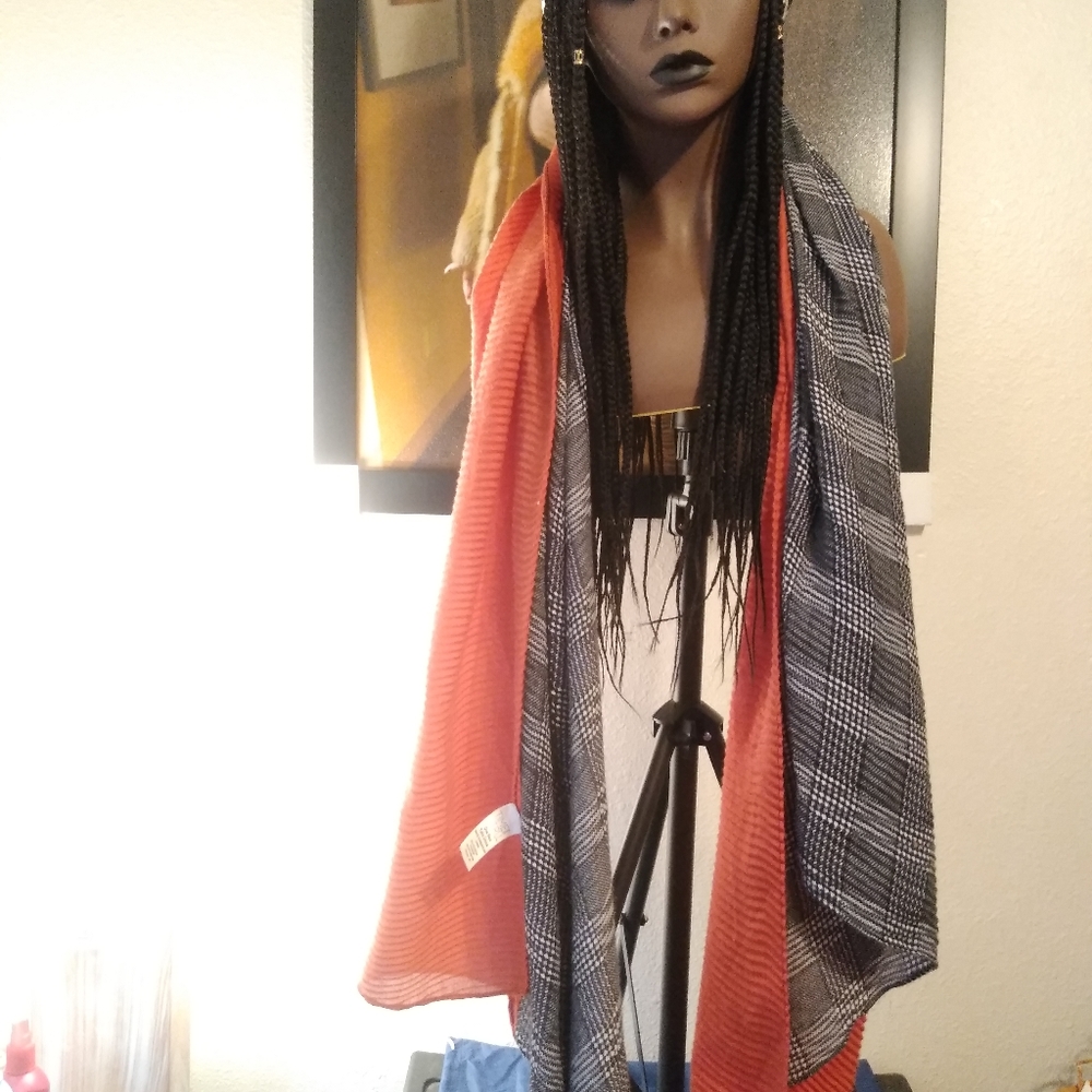 Please welcome my new model Fatima for sale is the scarf she winter time fine - Picture 8 of 14